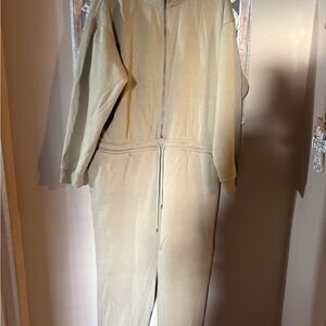 Universal Thread Women’s Fleece Jumpsuit